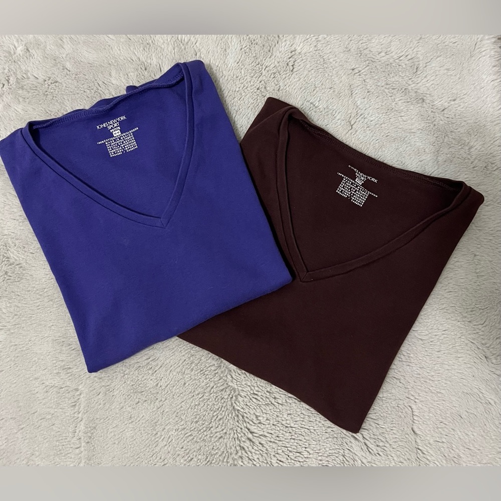 Jones New York Short Sleeve Tees set of 2 SZ PM